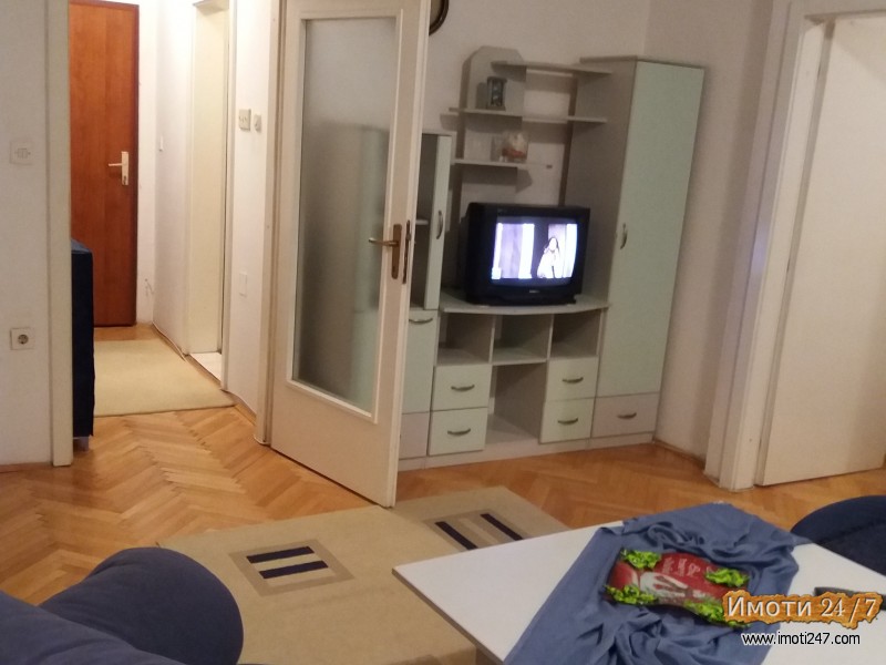 Издавам наместен стан