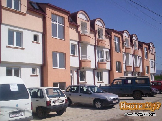 Продавам Издавам нов наместен стан 52 м2 Кисела Вода