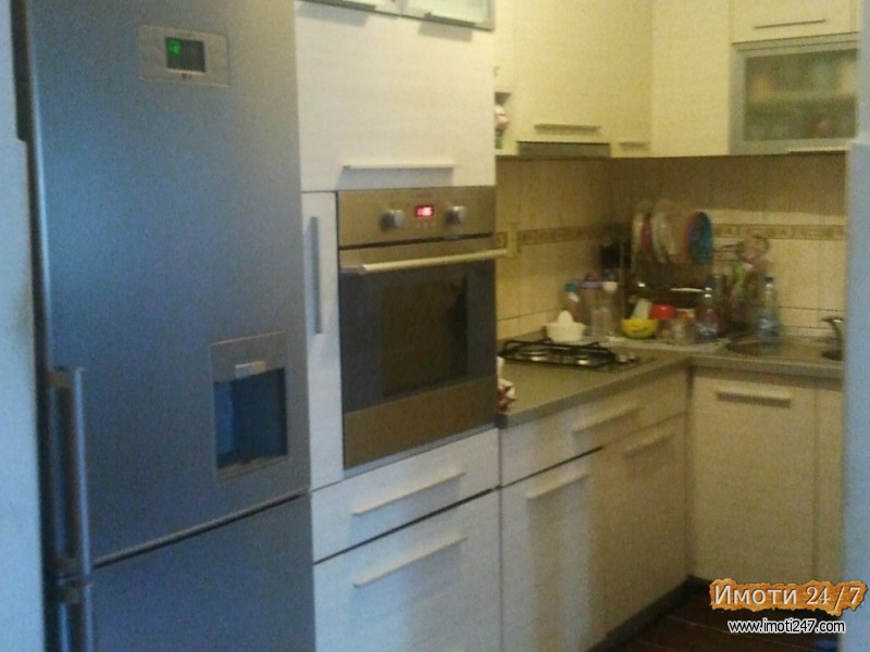 Продавам Издавам нов наместен стан 52 м2 Кисела Вода