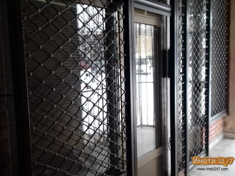 ИТНО СЕ ПРОДАВА ДЕЛОВЕН ПРОСТОР ВО НАС11 ОКТОМВРИ