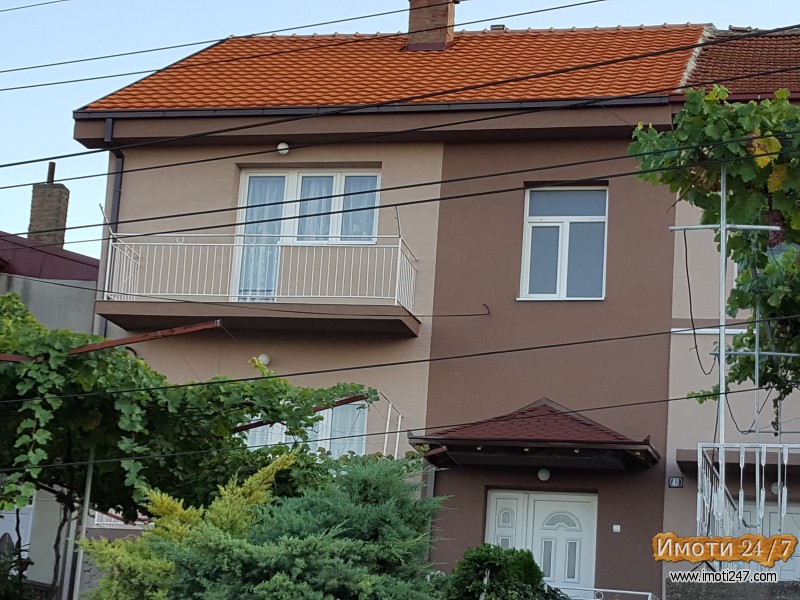 СЕ ПРОДАВА КУЌА ВО КУМАНОВО