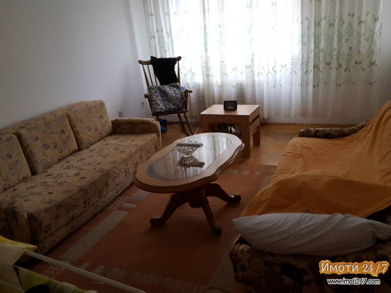 Dvosoben stan vo Karpos 4 namesten