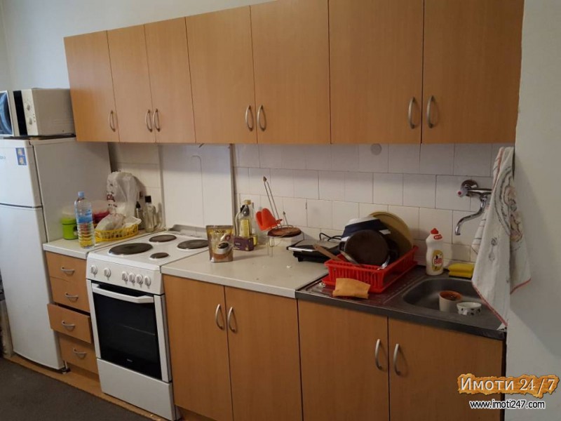 Dvosoben stan vo Karpos 4 namesten