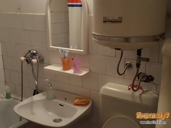 Dvosoben stan vo Karpos 4 namesten