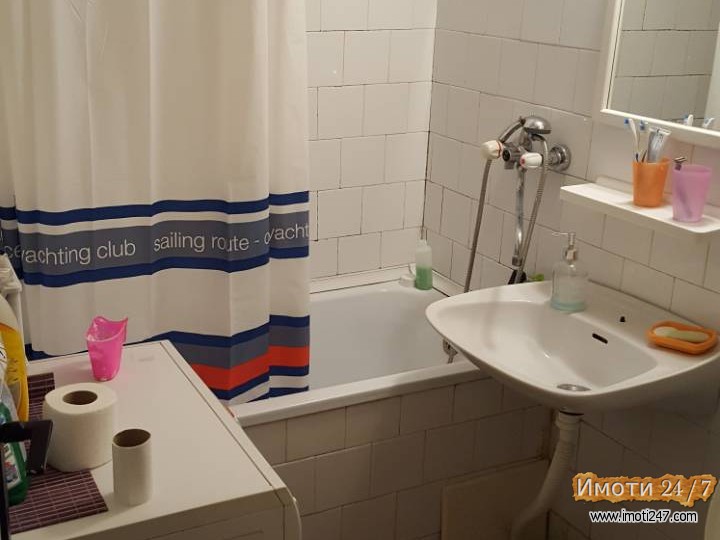 Dvosoben stan vo Karpos 4 namesten