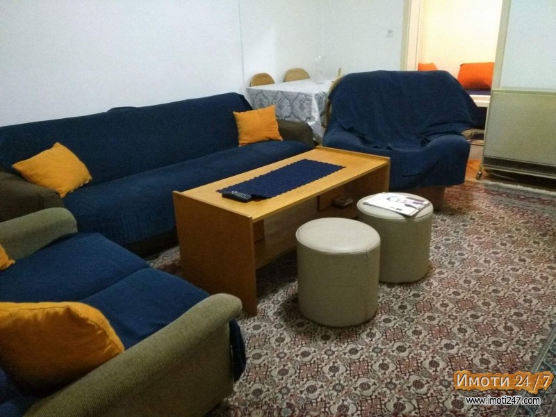 Dvosoben namesten stan vo naselba Hrom