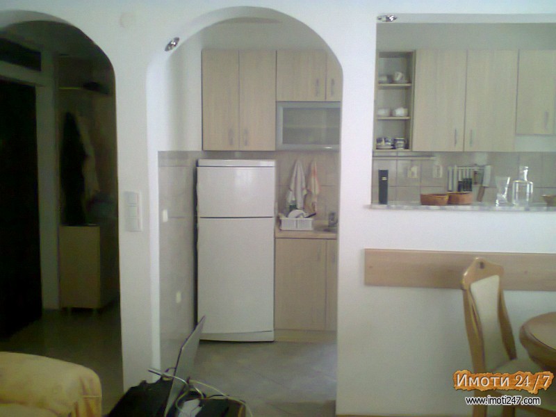 se izdava nov dvosoben stan crnice