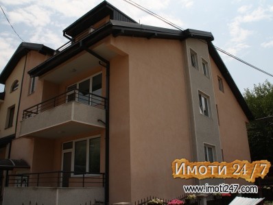 Куќа за продажба во Маџари-Триангла