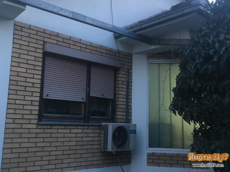 продавам куќа во Ченто -стан од 153м2гаража 22м2 и двор 280м2
