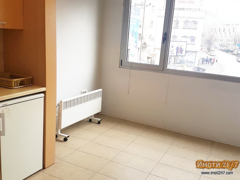Deloven prostor 42m2 Skopje - Centar