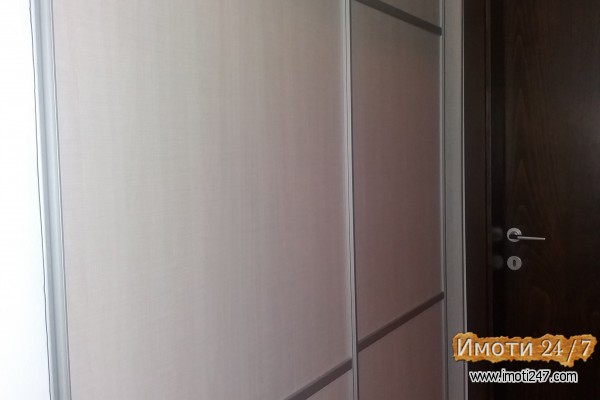 NLisice ubav trosoben stan 75m2 renoviran i opremenna 2kat