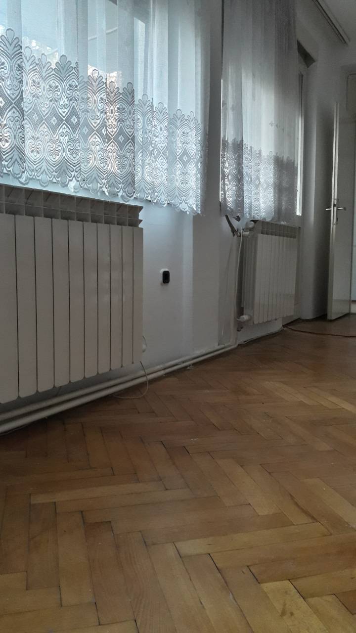 Стан Приземје Топанско Поле