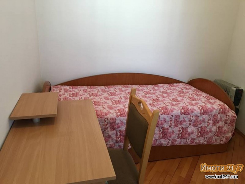 Се издава двособен стан 55м2 во Центар