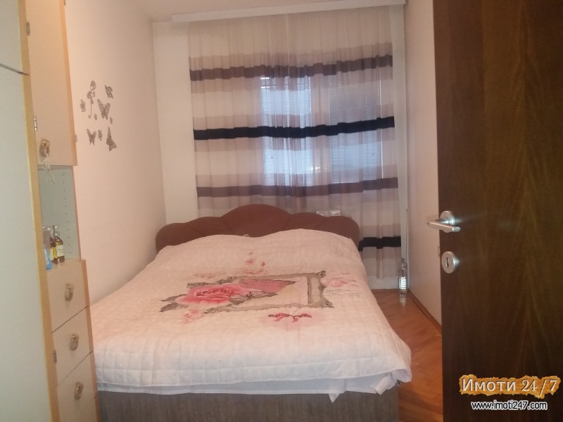 NLisice ubav trosoben stan 75m2 renoviran i opremenna 2kat