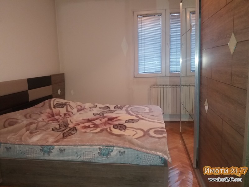 NLisice ubav trosoben stan 75m2 renoviran i opremenna 2kat