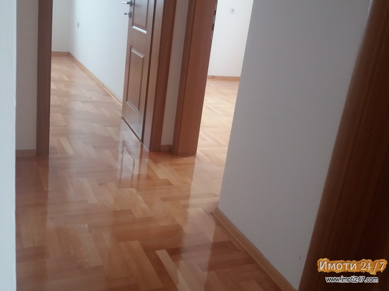 Centar mmaalo 79m2 nov vseliv stan na 46kat