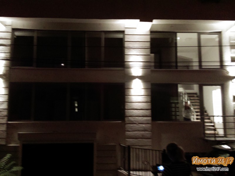 Se izdava Dukan vo Debar Maalo so povrsina od 120m2