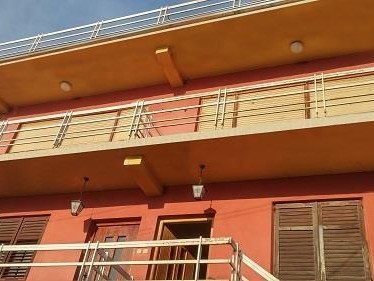 Se prodava kukja vo s Trpejca Ohrid