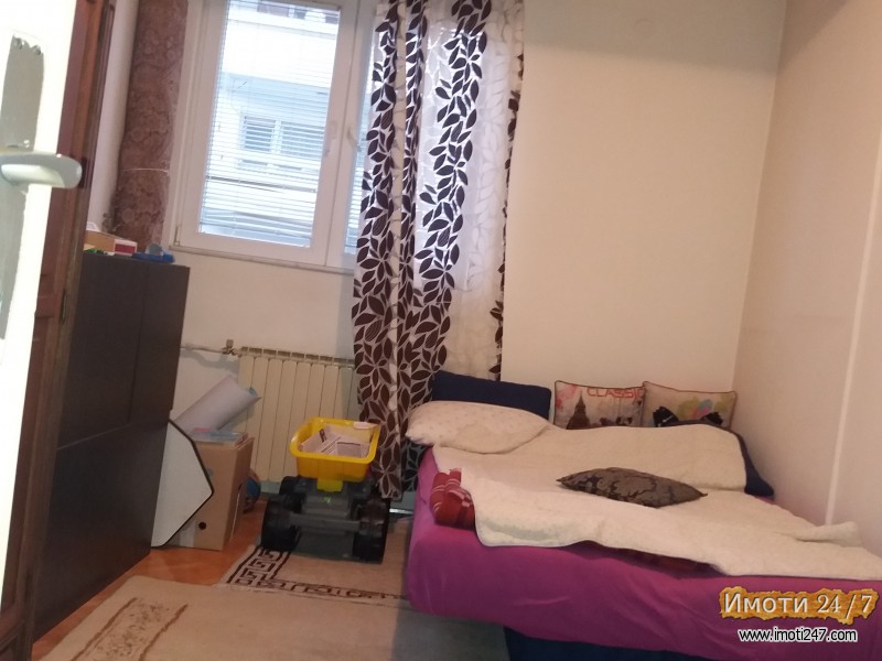 Aerodrom 95m2 4soben stan na 2kat