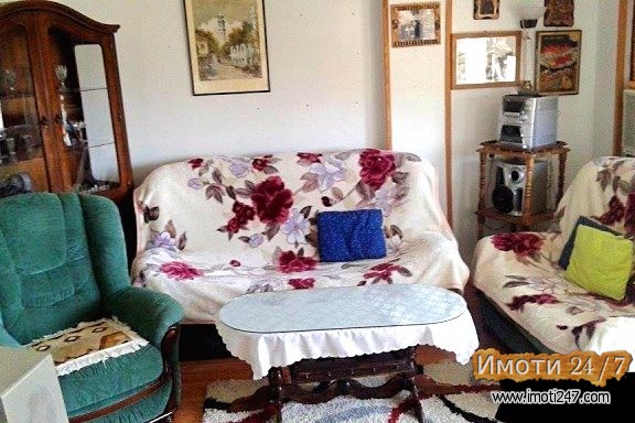SE PRODAVA STAN VO OHRID ITNO
