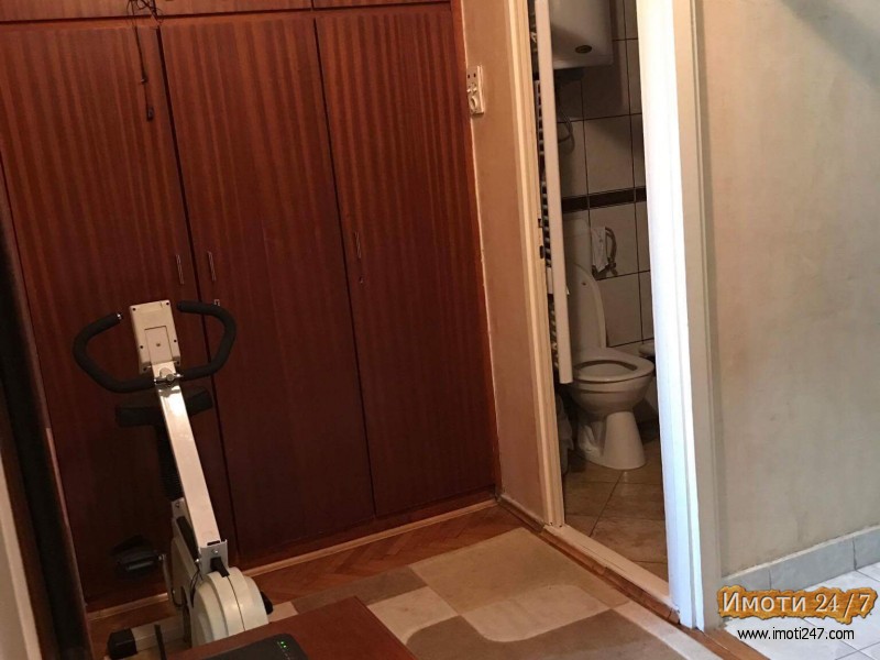 Се продава стан во Карпош 4 