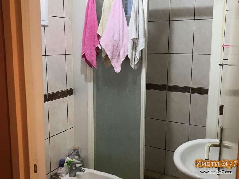 Се продава стан во Карпош 4 