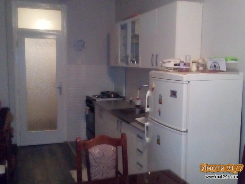 Se prodava stan vo Topansko