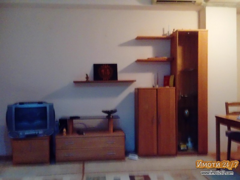 Izdavam stan vo Aerodrom