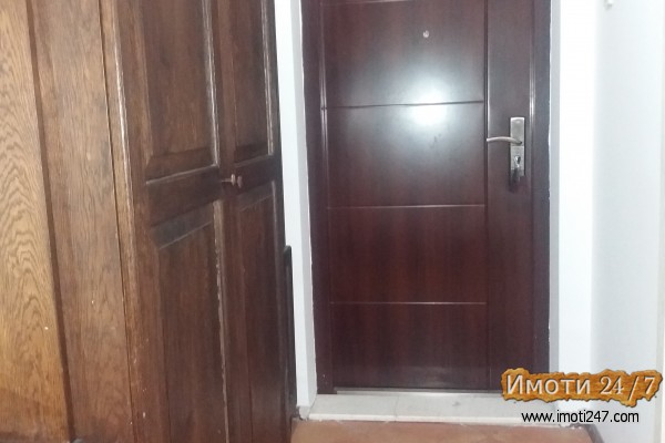 KARPOS 3 sproti leptokarija vo blokot 60m2 na 1kat