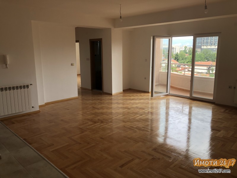 NOV STAN 79m2 VO CENTAR MADZIR MAALO