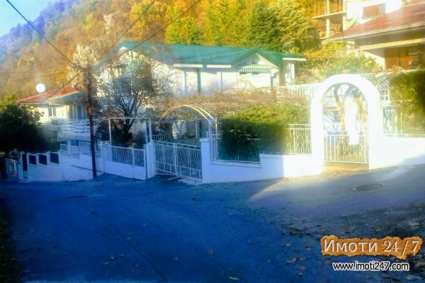 ПРОДАЖБА НА КУЌА ВО ЛАГАДИН-ОХРИД
