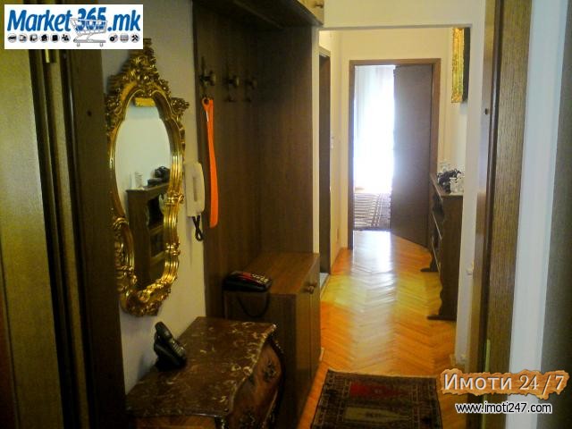 Се продава двособен стан во Центар