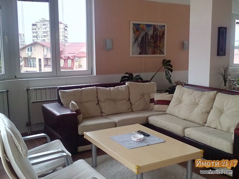 IZDAVAM NAMESTEN ČETVOROSIBEN STAN VO KOZLE OD 01092018