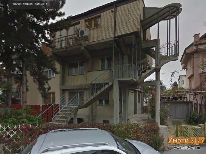 КУЌА НА ВОДНО-СКОПЈЕ