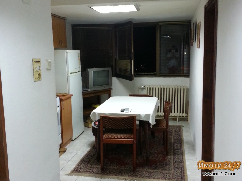 izdavam odlicno namesten dvosoben stan