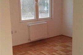 SE PRODAVA STAN OD 96M2