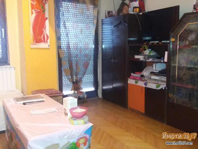 Kapistec 40m2 namesten za studentki