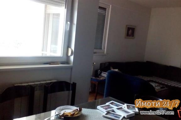 Se prodava stan vo naselba Madzari 725 kvadrati + podrum