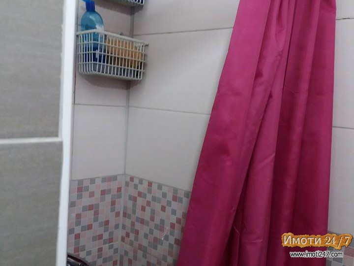 СЕ ПРОДАВА ИТНО  СТАН ВО КАРПОШ-4    63м2