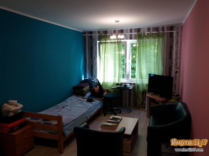 СЕ ПРОДАВА ИТНО  СТАН ВО КАРПОШ-4    63м2