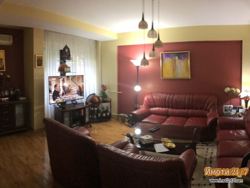 ODLICEN STAN 89m2 NASPROTI CITY MALL-prizemje