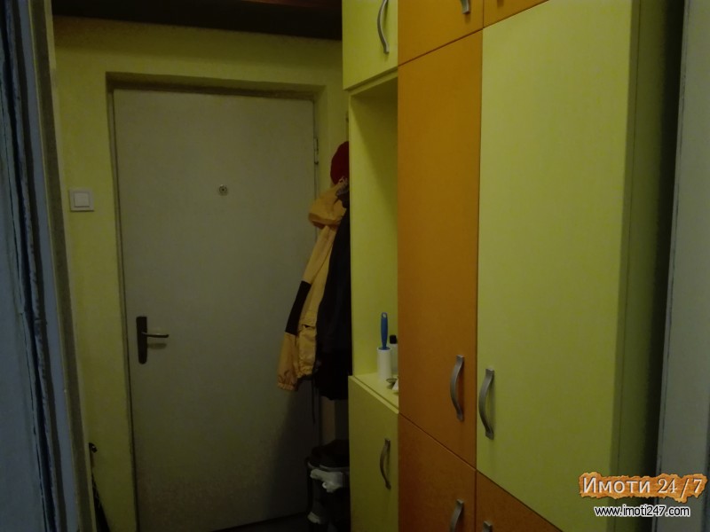 Итно се продава стан по поволна цена