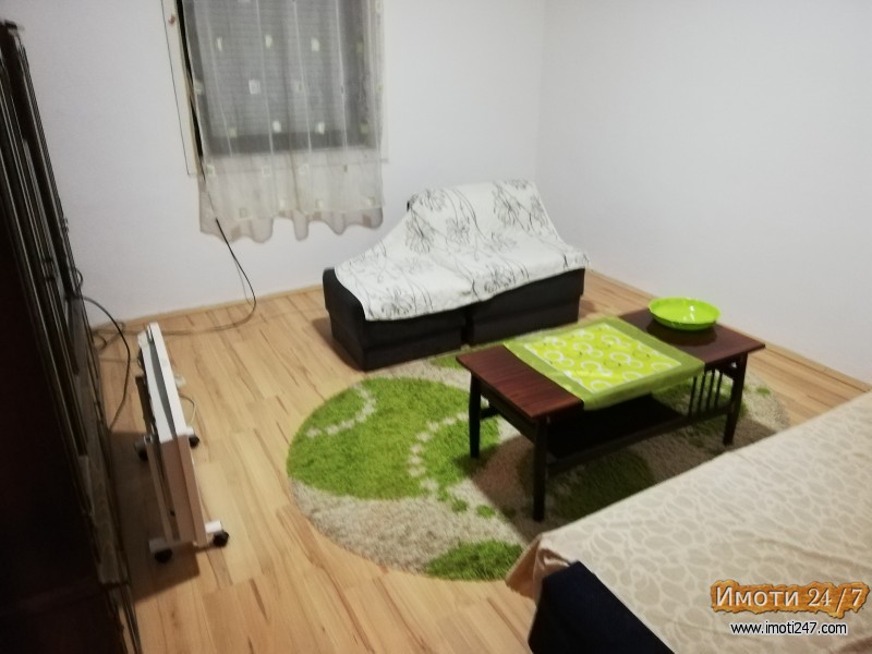 Se izdava sprat od kuka za kancelarii