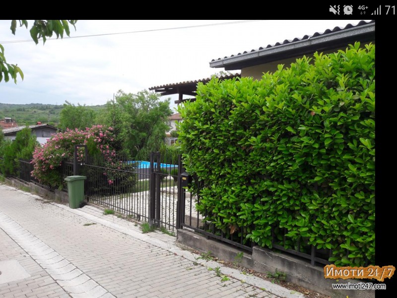 Продавам куќа во нас Пинтија - Кисела Вода