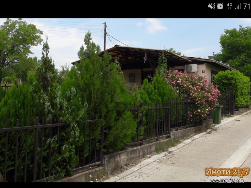Продавам куќа во нас Пинтија - Кисела Вода