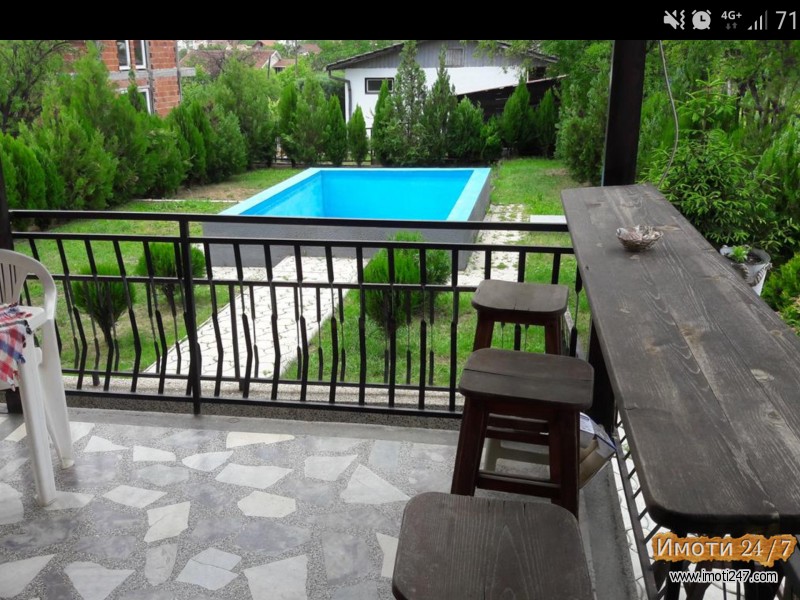 Продавам куќа во нас Пинтија - Кисела Вода