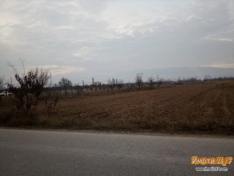 PLAC VO INDUSTRISKA ZONA LISICE