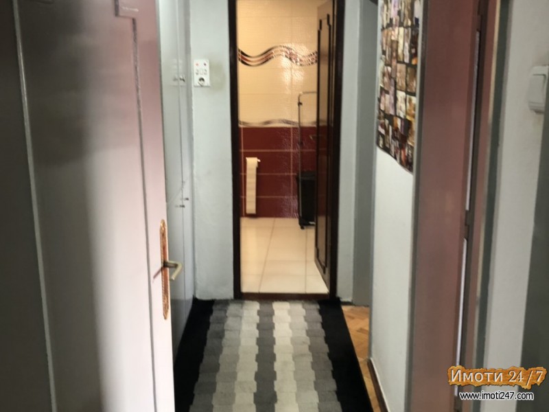 STAN 80m2 SO TRI SPALNI AVTOKOMANDA- 4 KAT