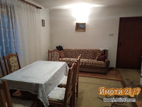 ITNO PRODAVAM KUKJA