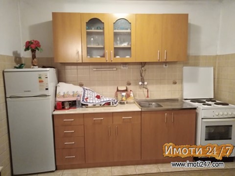 ITNO PRODAVAM KUKJA